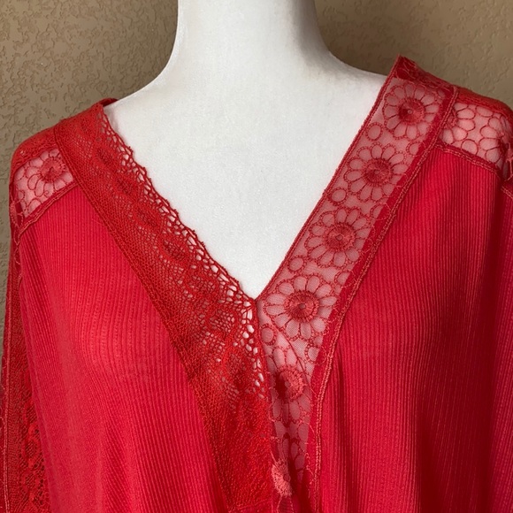 NWT Free People rose crimson ‘Lola’ lace trim top, Medium - Picture 3 of 11